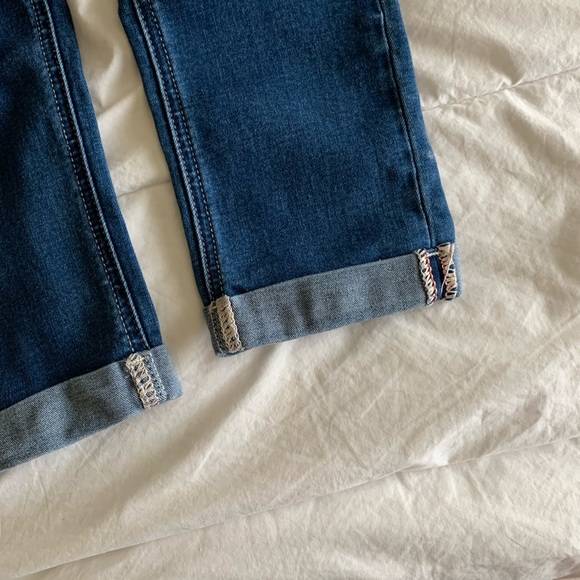 🛍2/$10: Blue Ripped Jeans - Picture 5 of 7